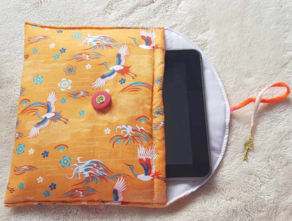 Pochette liseuse Grue Sora