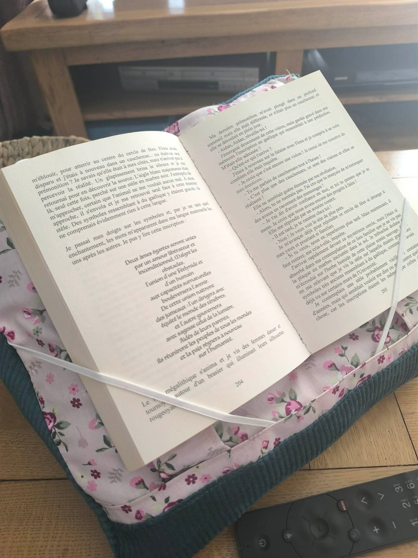 Coussin de lecture - liseuse - tablette personnalisable